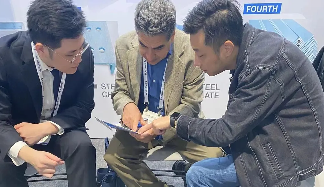 1000W-6000W পাওয়ার 0.8g ত্বরিত সিএনসি ফাইবার লেজার ধাতু কাটার মেশিন 8